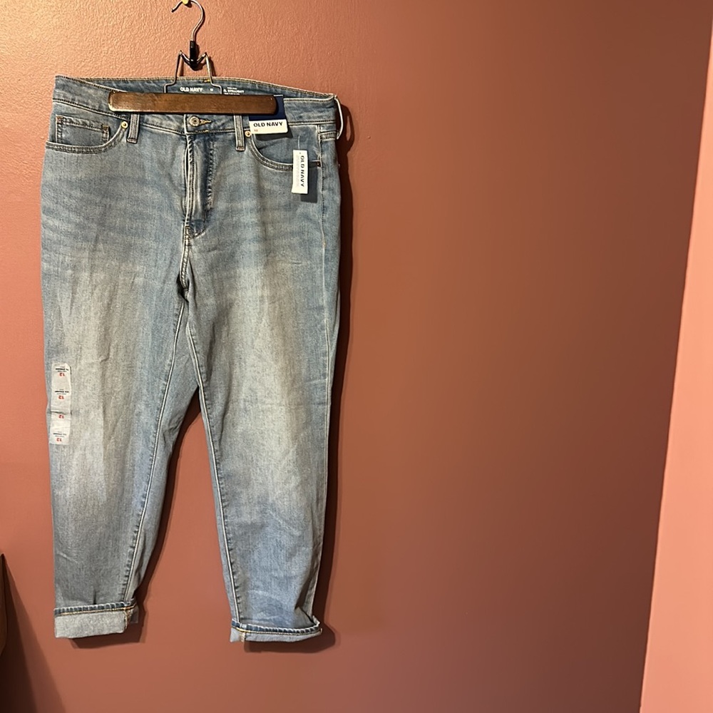Old Navy high rise OG straight ankle length pants. Size 12. WITH TAGS.